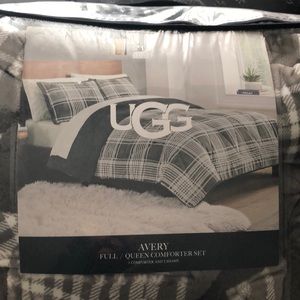 Ugg Avery comforter set